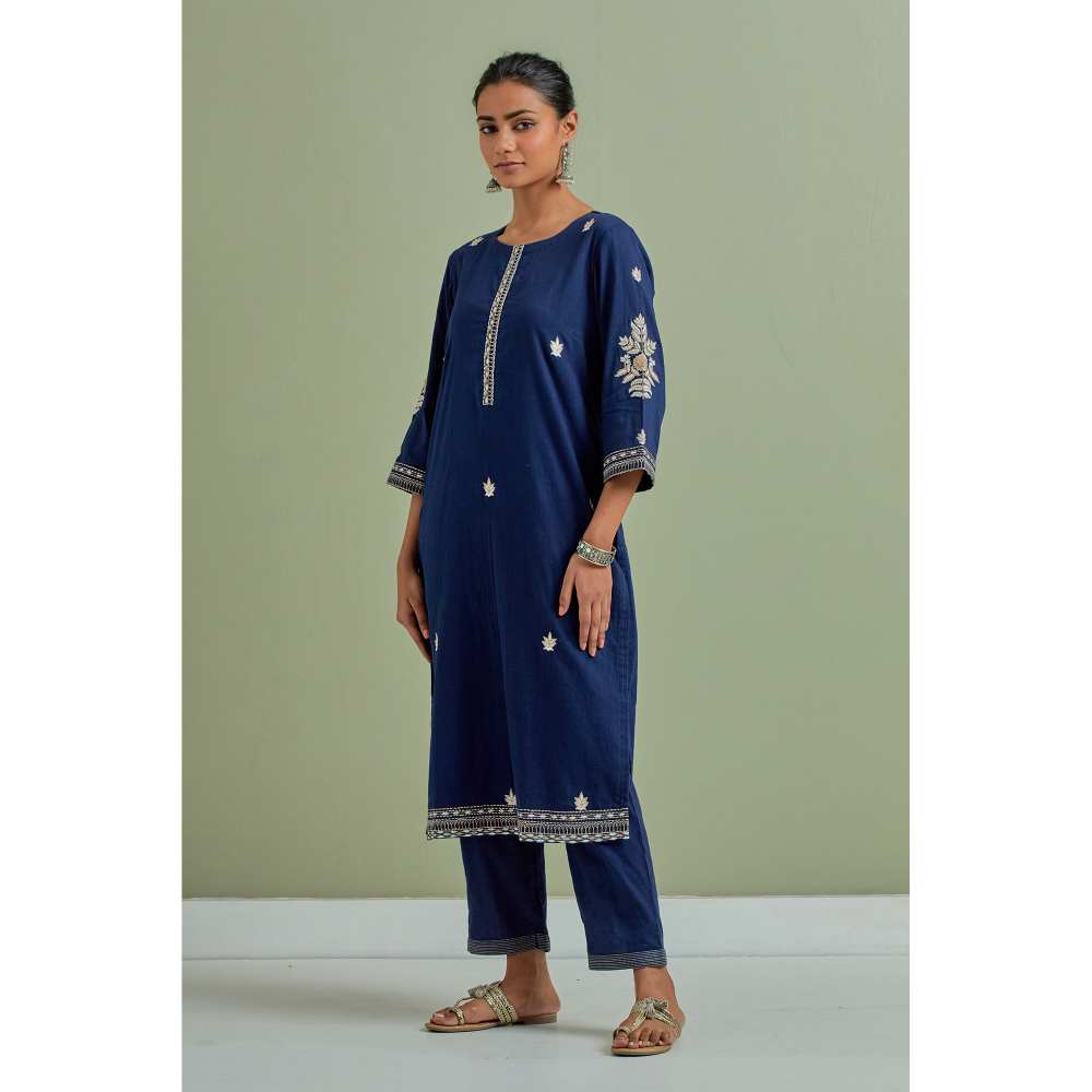 Priya Chaudhary Cotton Embroidered Blue Kurta with Pant (Set of 2)