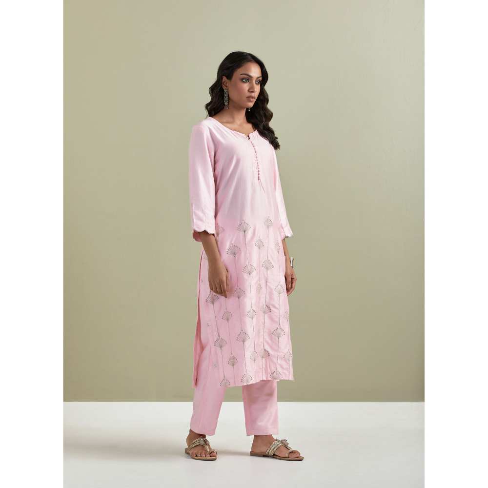 Priya Chaudhary Chanderi Embroidered Pink Kurta with Pant (Set of 2)