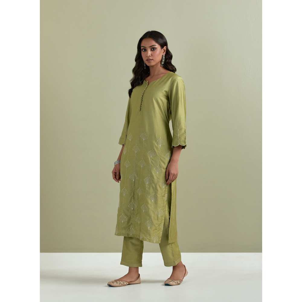 Priya Chaudhary Chanderi Embroidered Green Kurta with Pant (Set of 2)