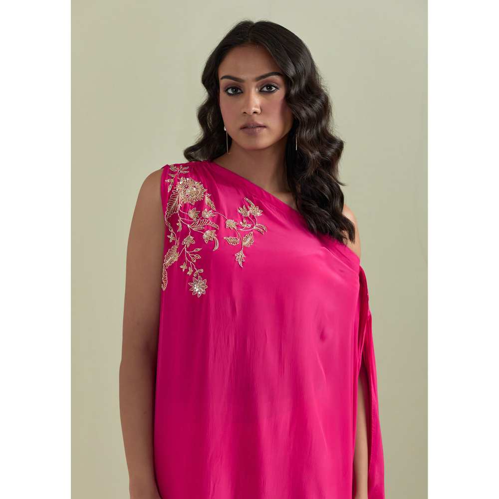 Priya Chaudhary Pink Embroidered Crepe Kurta with Pants (Set of 2)