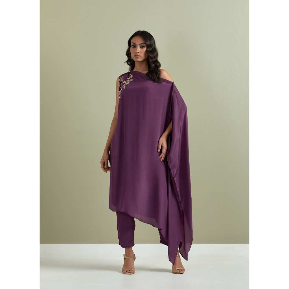 Priya Chaudhary Purple Embroidered Crepe Kurta with Pants (Set of 2)