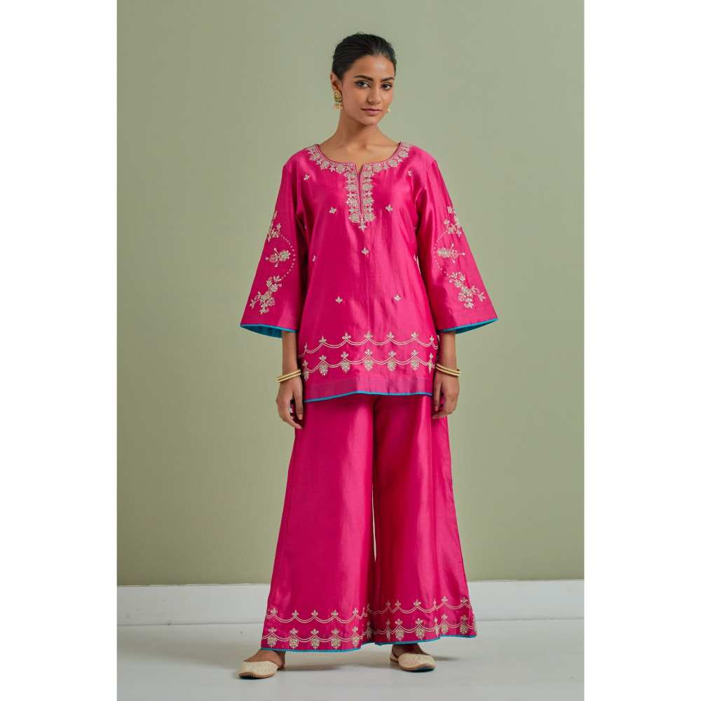 Priya Chaudhary Pink Embroidered Chanderi Silk Kurti with Palazzo (Set of 2)