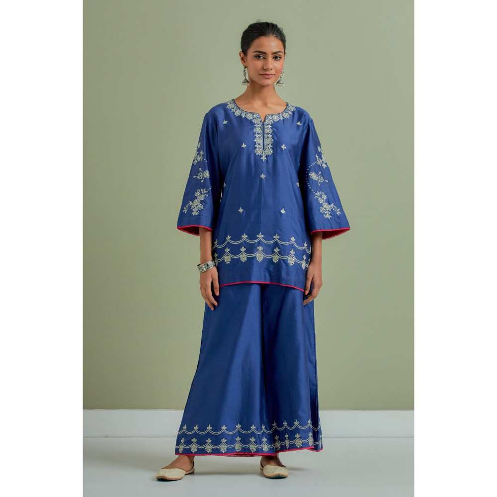 Priya Chaudhary Blue Embroidered Chanderi Silk Kurti with Palazzo (Set of 2)