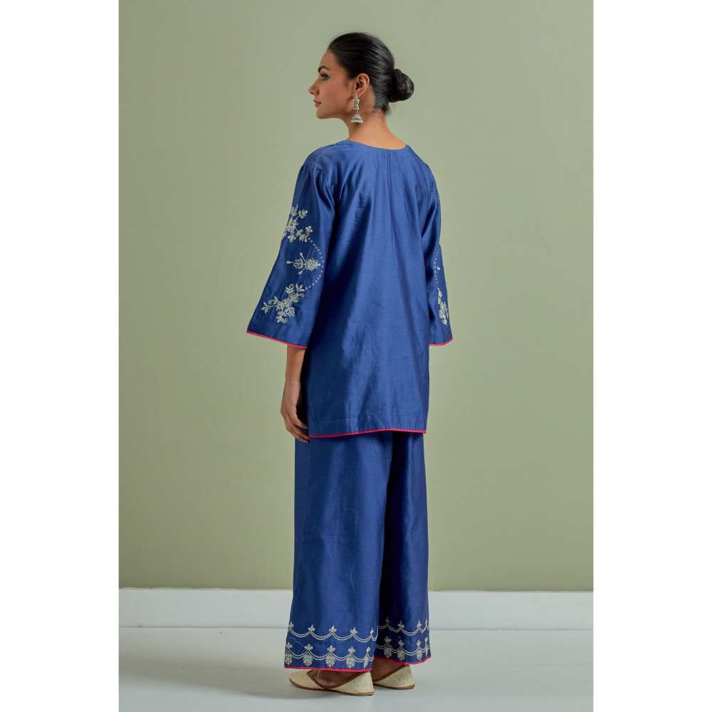 Priya Chaudhary Blue Embroidered Chanderi Silk Kurti with Palazzo (Set of 2)