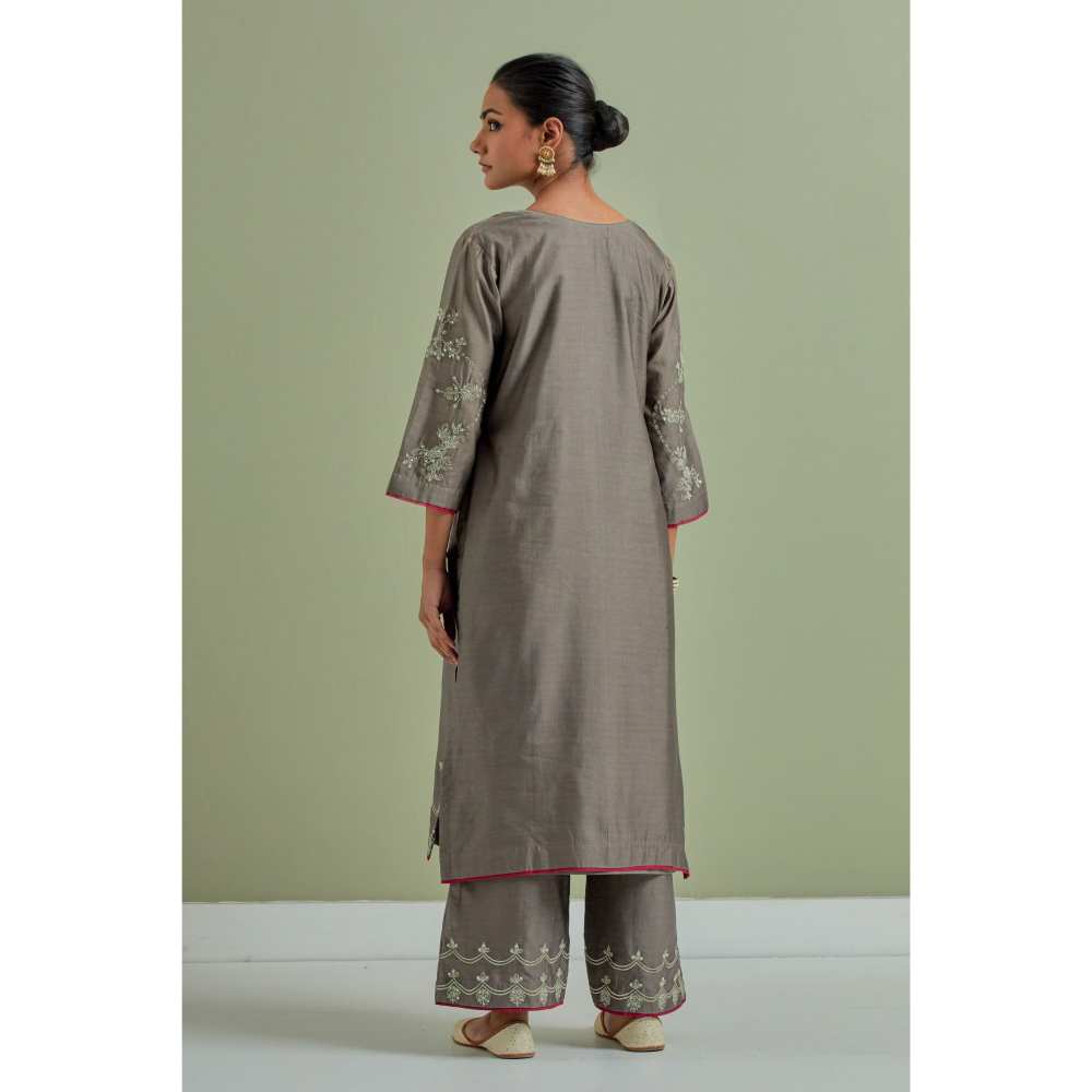 Priya Chaudhary Grey Embroidered Chanderi Silk Kurta with Palazzo (Set of 2)