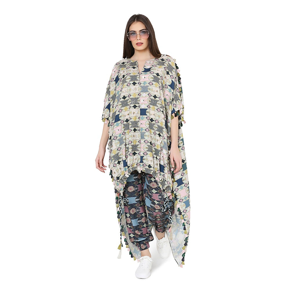 PS Pret by Payal Singhal Printed Oversized High-Low Kaftaan Top With Jogger Pant (Set of 2)
