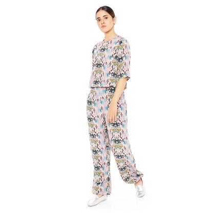 PS Pret by Payal Singhal Crepe Balloon Top With Jogger Pants & Matching Reversible 3 Ply Mask (Set of 3)