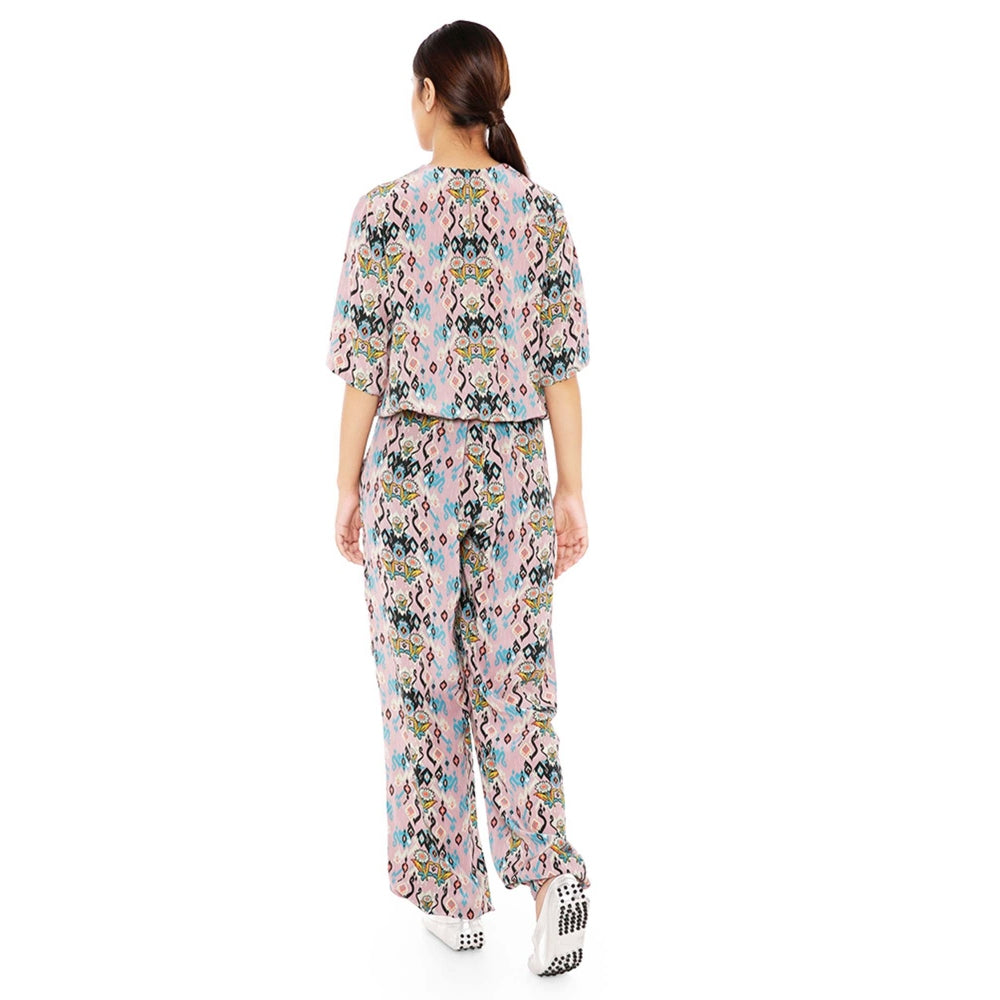 Payal Singhal Crepe Balloon Top With Jogger Pants & Matching Reversible 3 Ply Mask (Set Of 3)