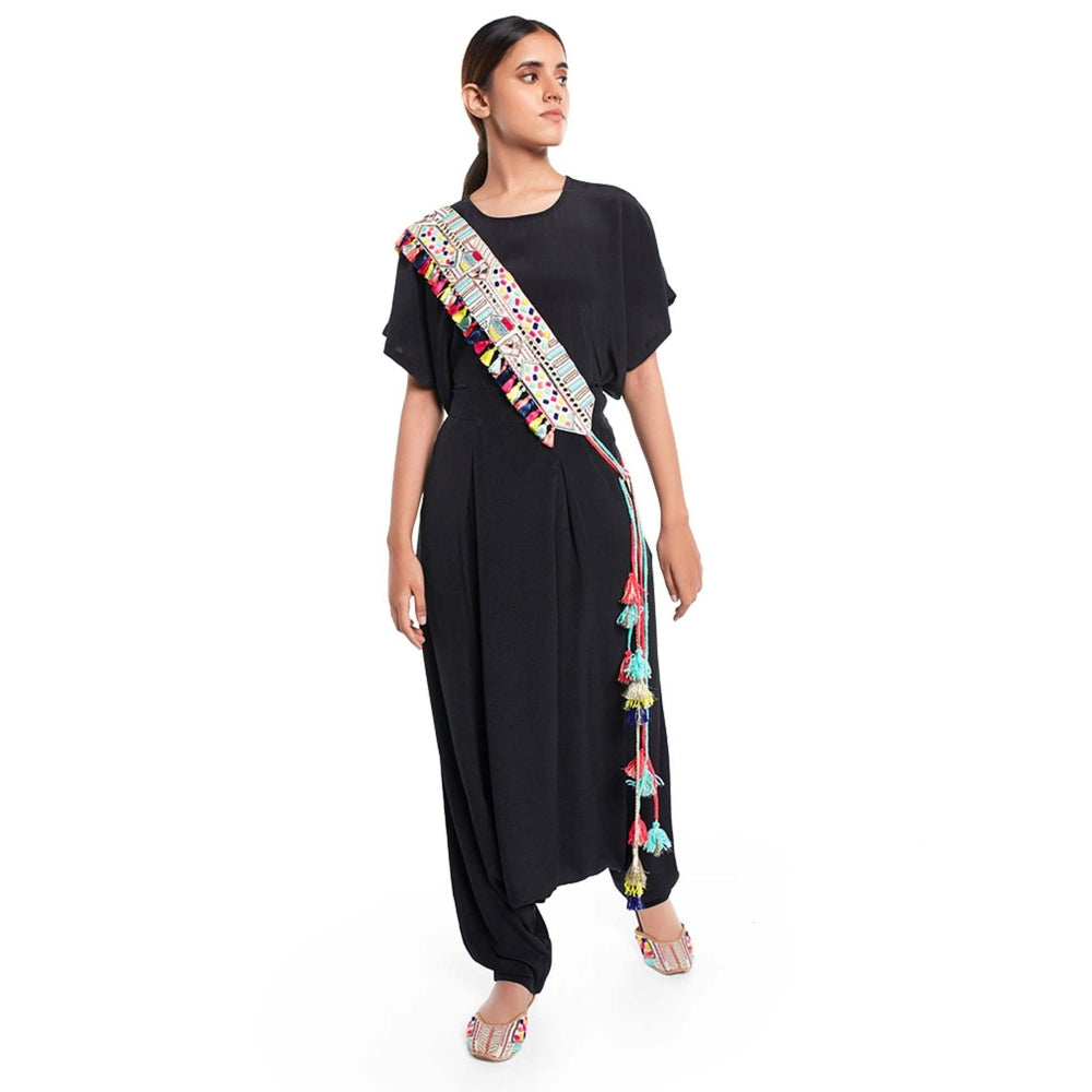 PS Pret by Payal Singhal Short Kaftan Top & Crotch Pant With Embroidered Mask & Tie-up Belt (Set of 4)