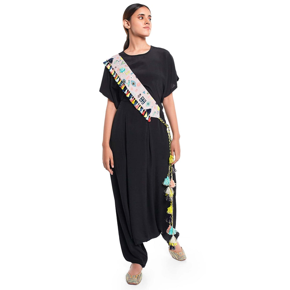 PS Pret by Payal Singhal Short Kaftan Top And Low Crotch Pant With Mask And Tie-up Belt (Set of 4)