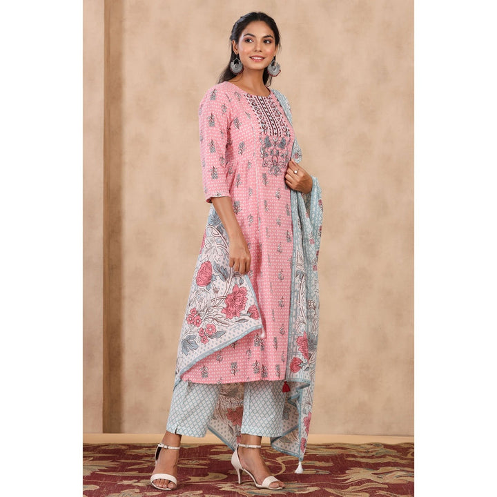 QOMN Pink And White Embroidered Kurta Set With Printed Trouser And Dupatta (Set of 3)