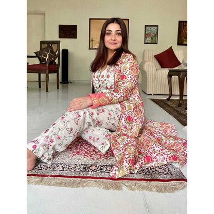 RAISHAA Gulaab White Cape