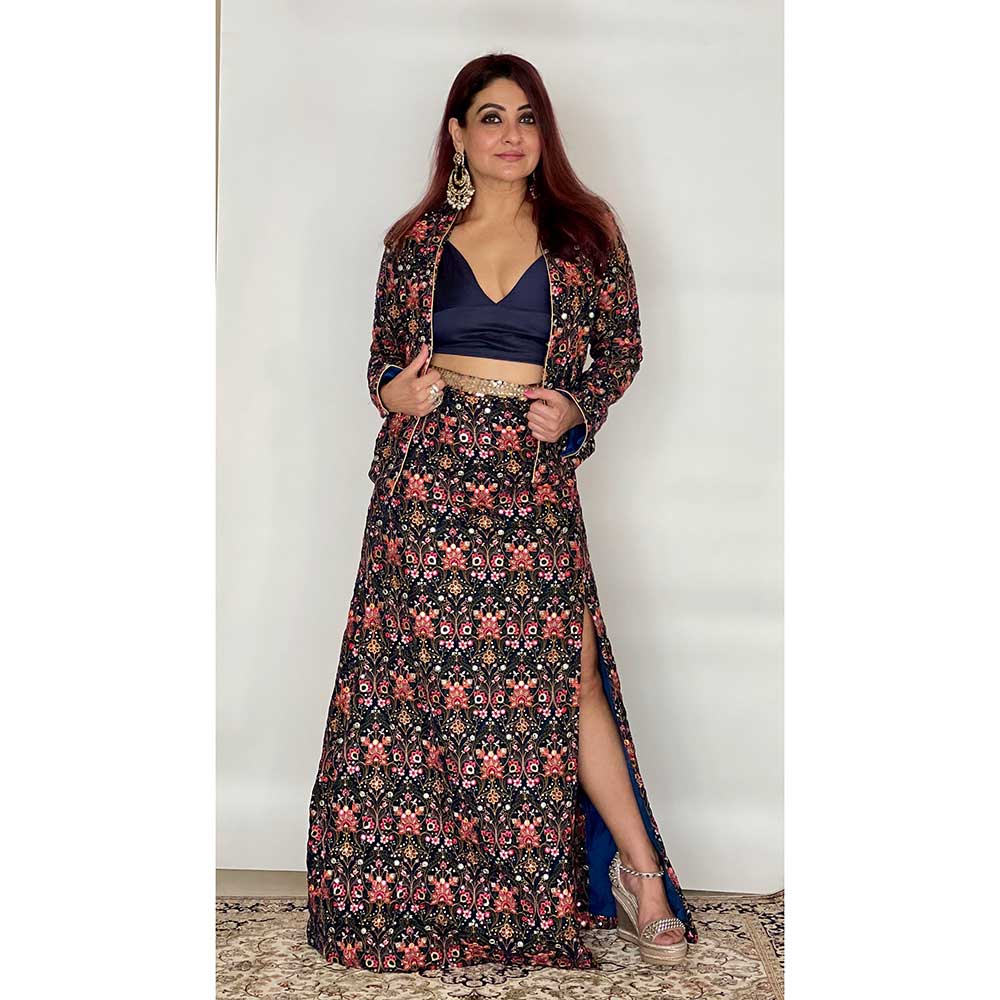 RAISHAA Embroidered Meadow Jacket