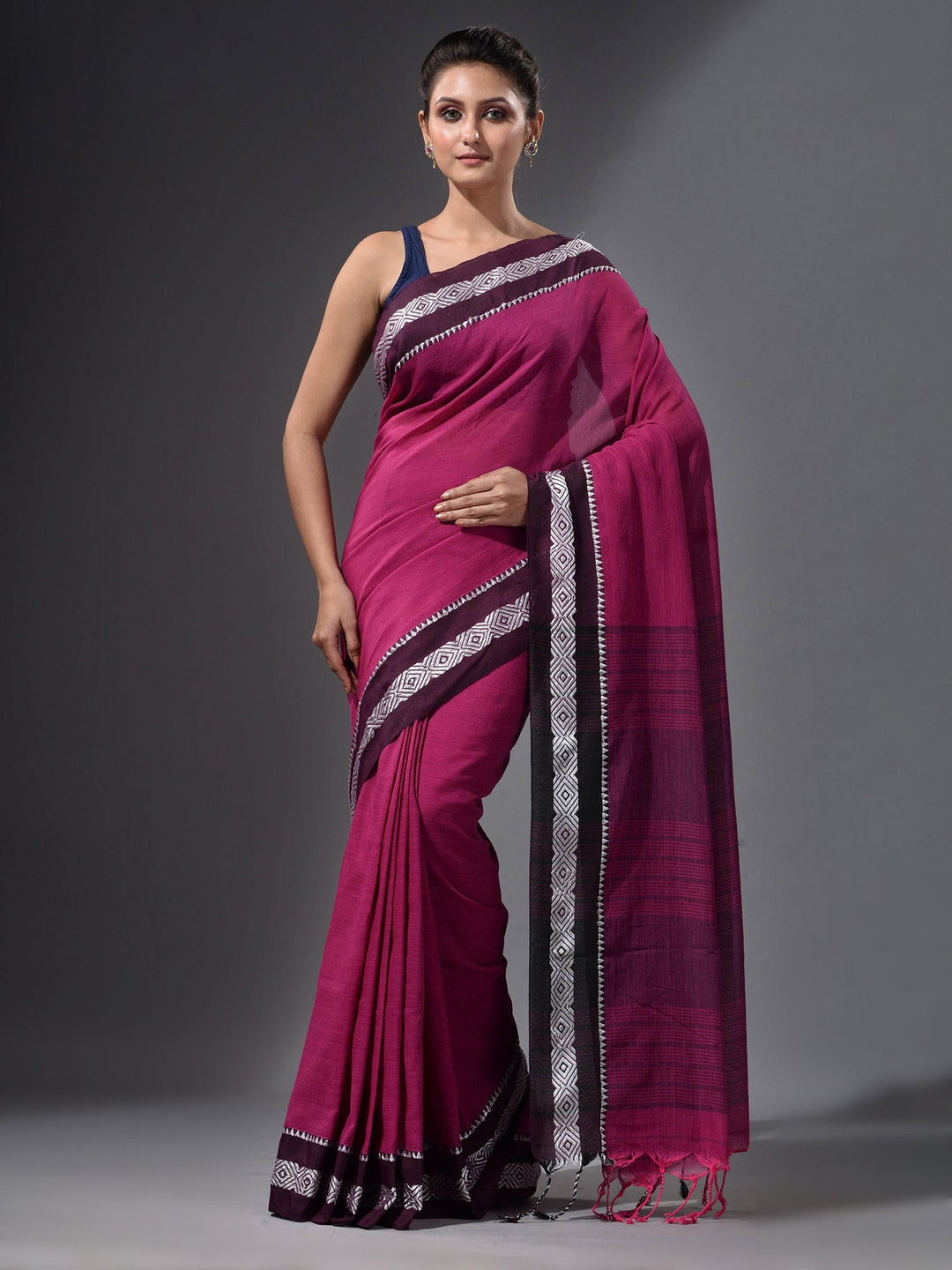 CHARUKRITI Magenta Handwoven Cotton Dual Tone Saree with Unstitched Blouse Piece