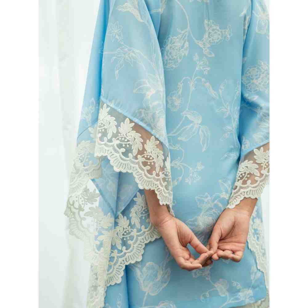 Roze Ambar Kaftan