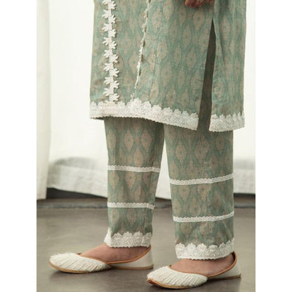 Roze Zareena Kurta