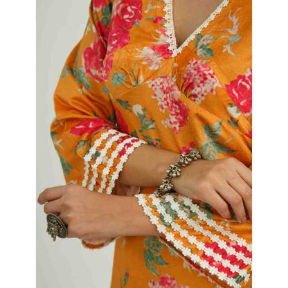 Roze Fareeha Velvet Kurta