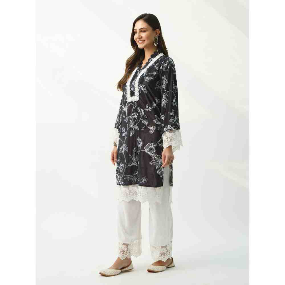 Roze Parsia Velvet Pants