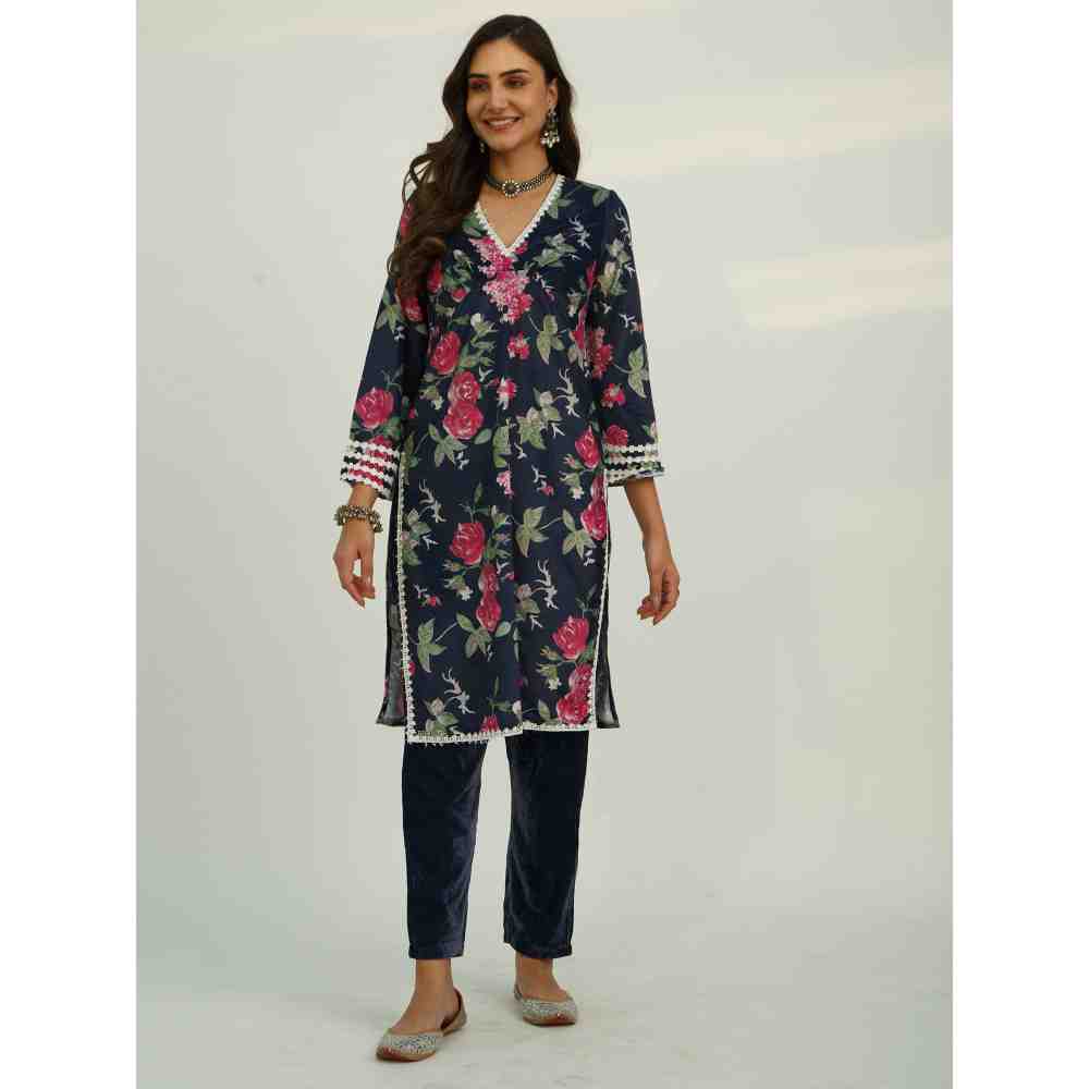 Roze Adya Velvet Kurta
