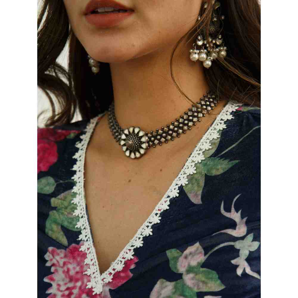 Roze Adya Velvet Kurta