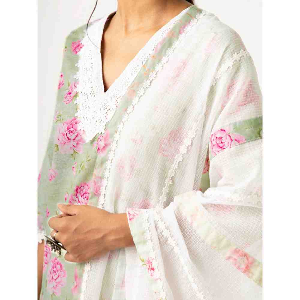 Roze Hazreen Kurta (Set of 3)