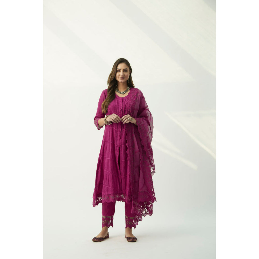 Roze Mahjabeen Magenta Suit (Set of 3)