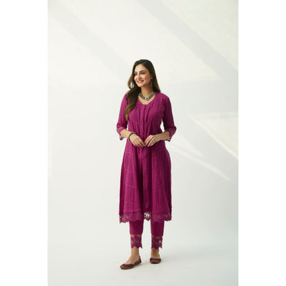 Roze Mahjabeen Magenta Suit (Set of 3)