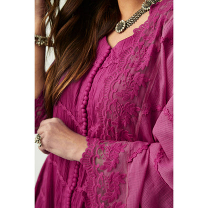 Roze Mahjabeen Magenta Suit (Set of 3)