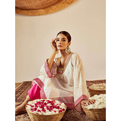Roze Mumtaaz Ivory Kaftan (Set of 2)