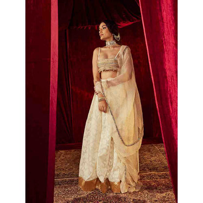 Roze Zeenat Off White Lehenga (Set of 3)