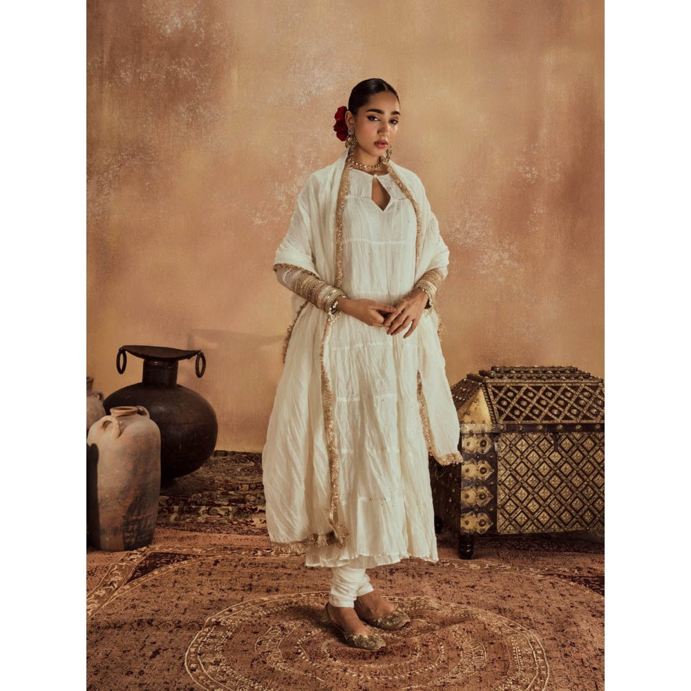 Roze Anam White Dupatta