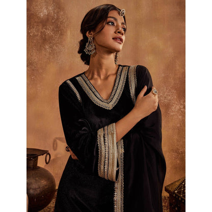 Roze Aayat Kurta with Pant & Dupatta (Set of 3)