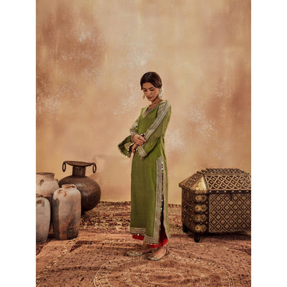 Roze Falak Green Kurta with Pant (Set of 2)