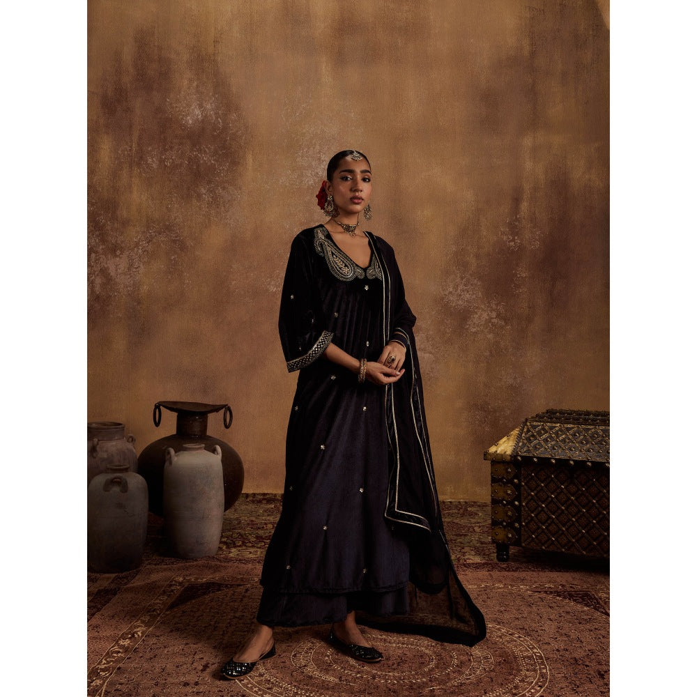 Roze Razia Black Kurta with Pant & Dupatta (Set of 3)