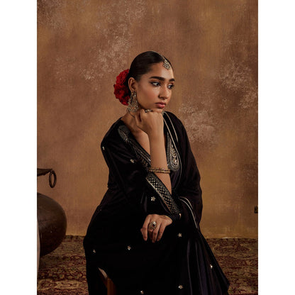 Roze Razia Black Kurta with Pant & Dupatta (Set of 3)