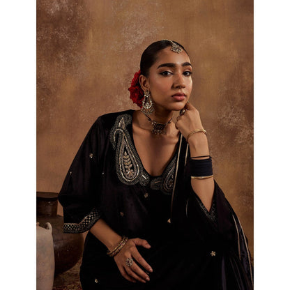 Roze Razia Black Kurta with Pant & Dupatta (Set of 3)