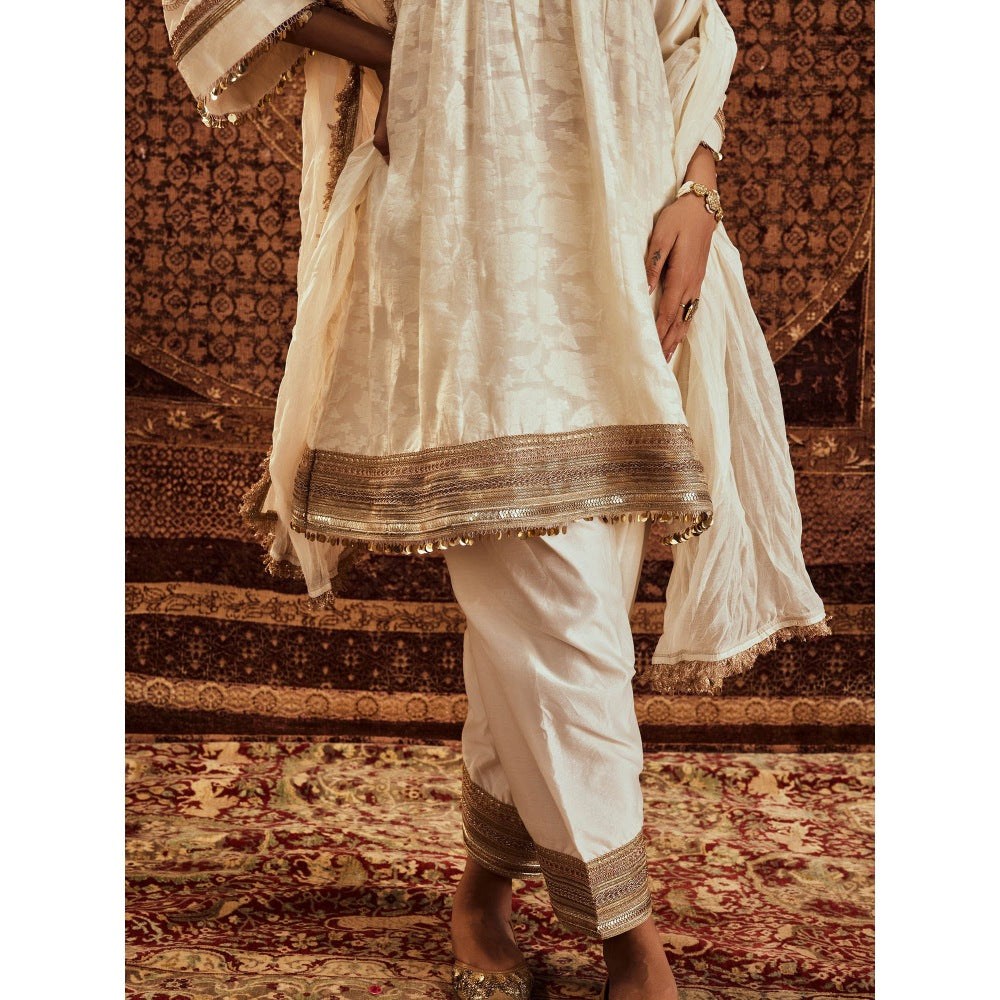 Roze Saba Kurta with Pant & Dupatta (Set of 3)
