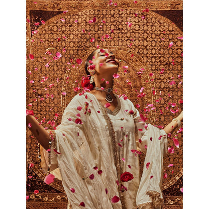 Roze Saba Kurta with Pant & Dupatta (Set of 3)