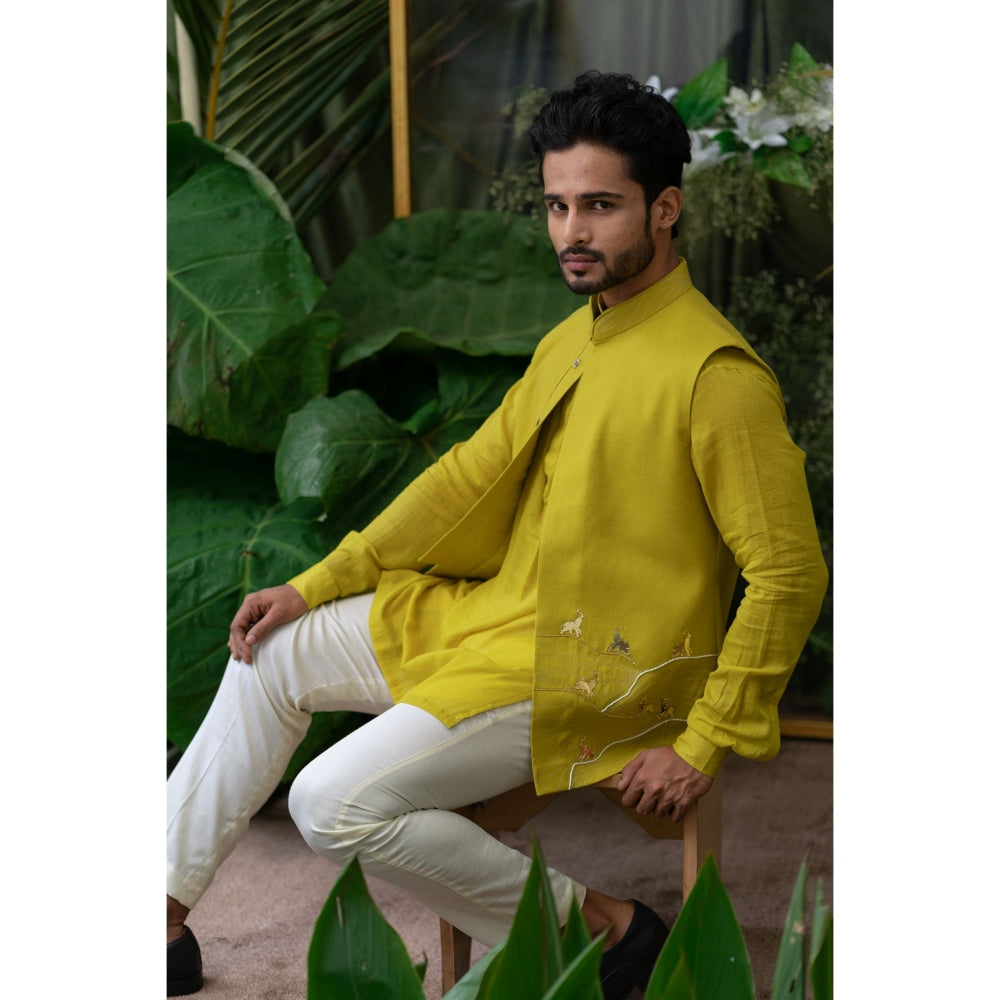 Runit Gupta Green and White Solid Kurta with Pyjama (Set of 2)