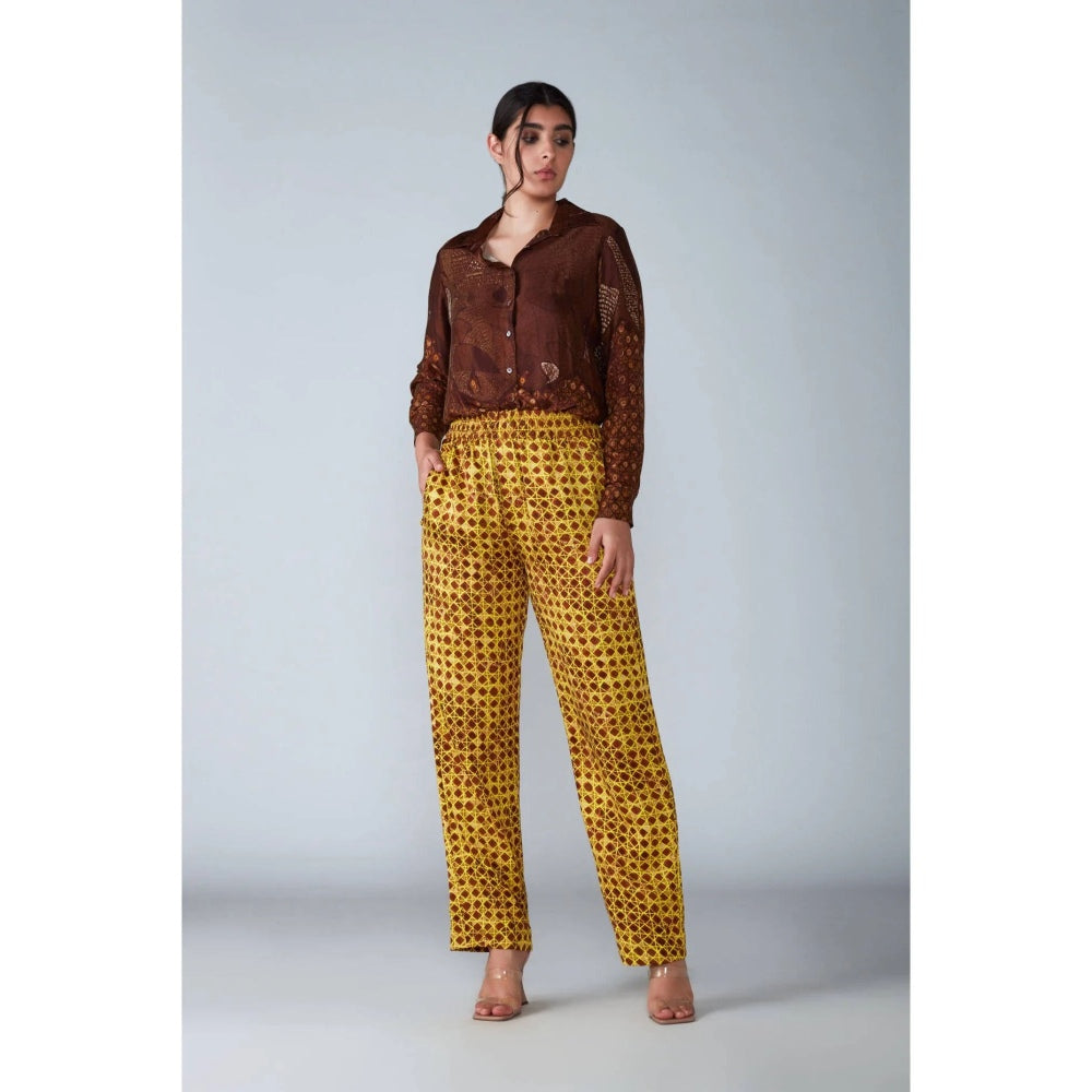 Saaksha and Kinni Tile Print Collared Shirt With Grid Print High Waist Trousers