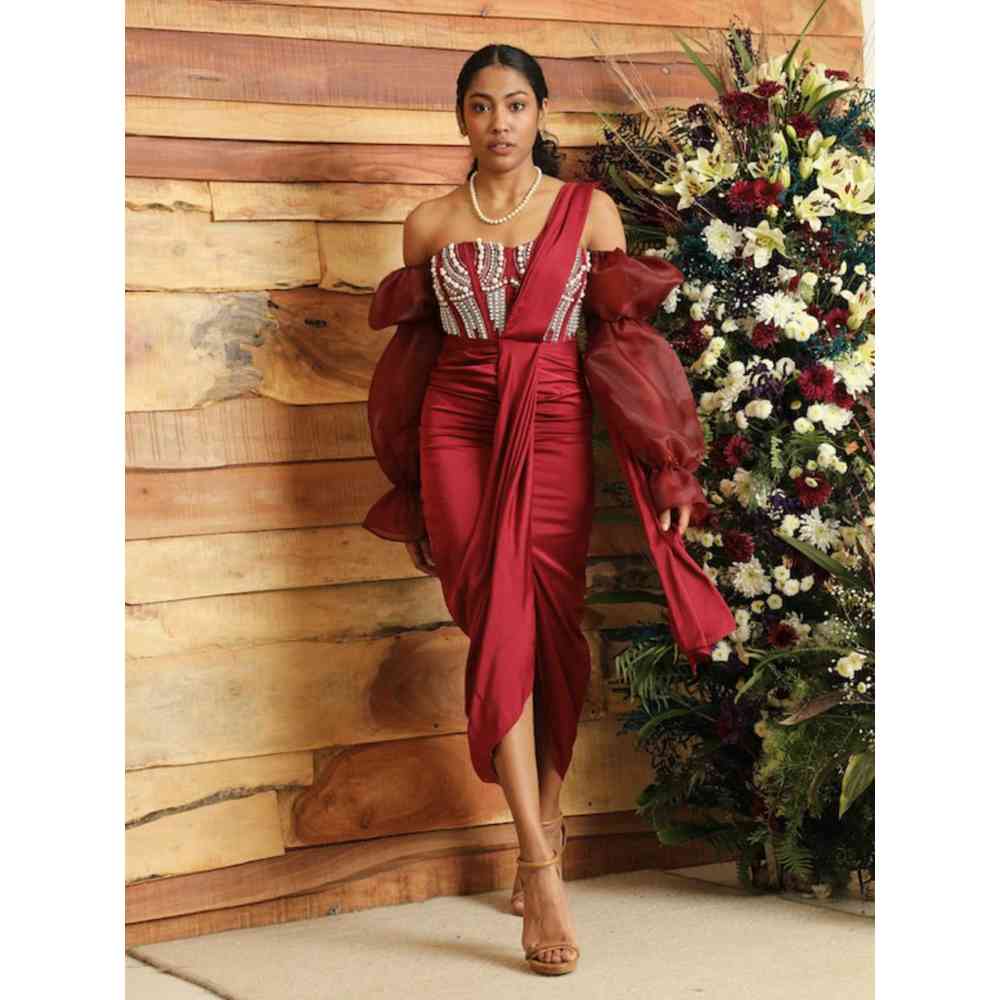 Saanjh by Lea Aalia Burgundy Wrap Pre-Stitched Saree