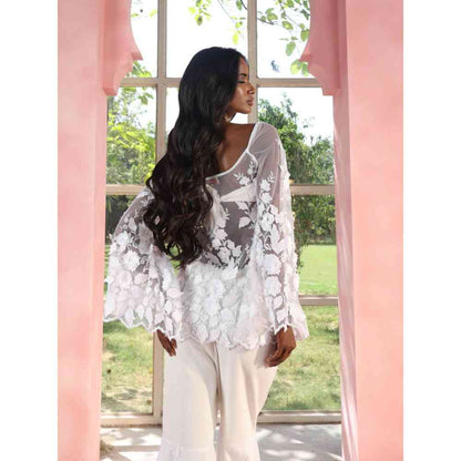 Saanjh by Lea Aasiyah And Allami White 3-D Floral Sharara Set (Set of 2)