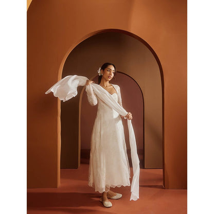 Saanjh by Lea Avya White Embroidered Corset Anarkali Suit (Set of 3)