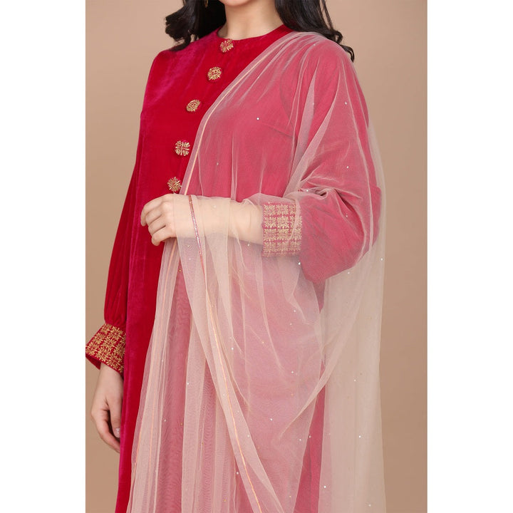 Shaily Saanjh Pink Color Embellished Kurta Set (Set of 3)