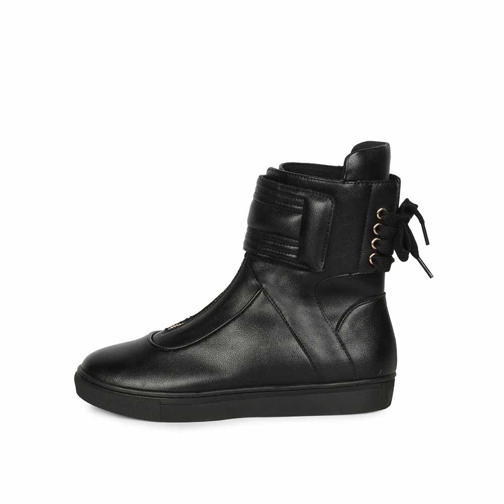 Saint G Solid Black Leather Boots