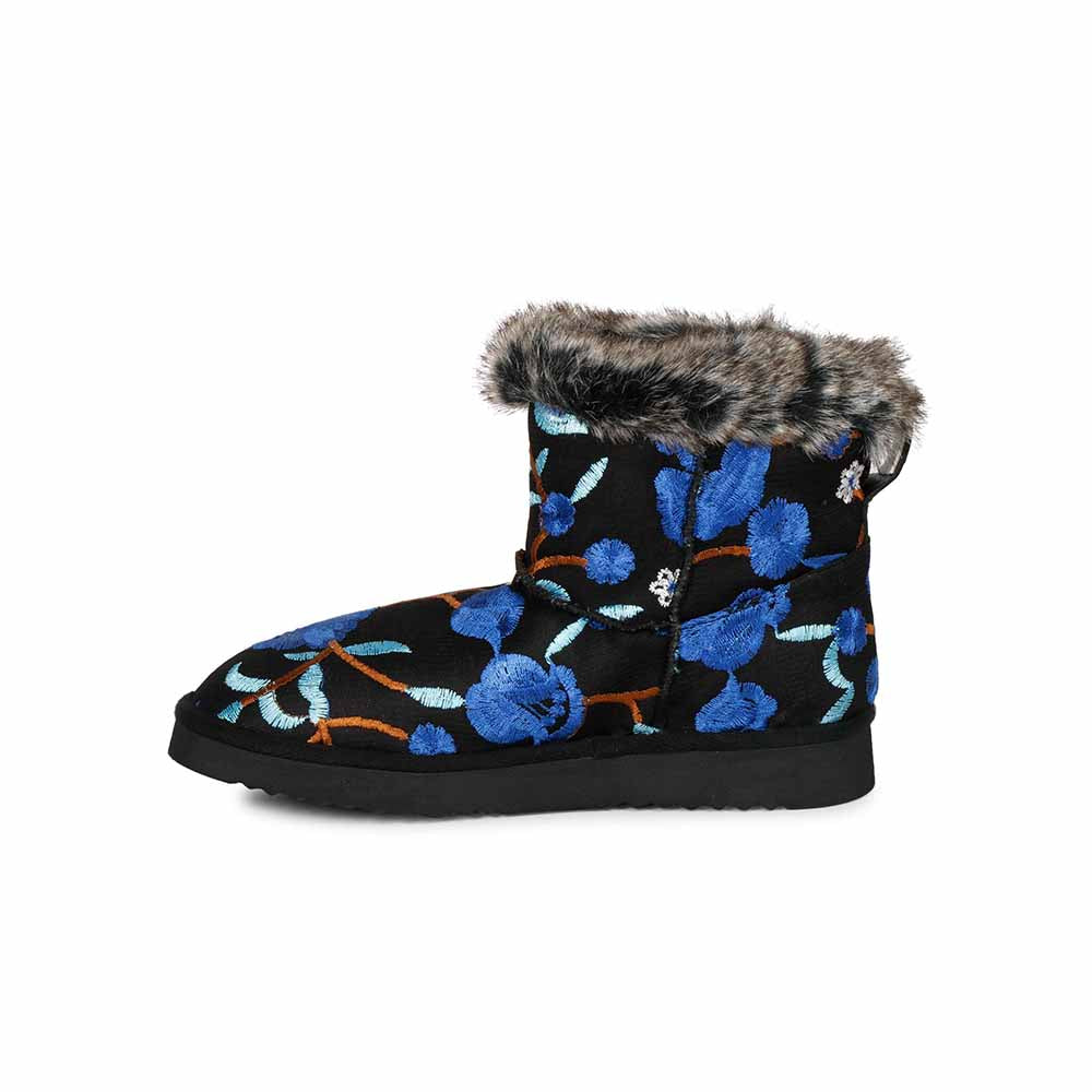 Saint G Embroidered Blue Suede Leather Snug Boots