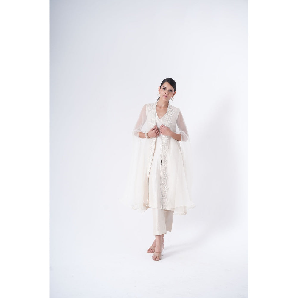 SAISHA Organza Cape With Kurta & Pant (Set of 3)