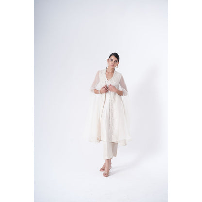 SAISHA Organza Cape With Kurta & Pant (Set of 3)