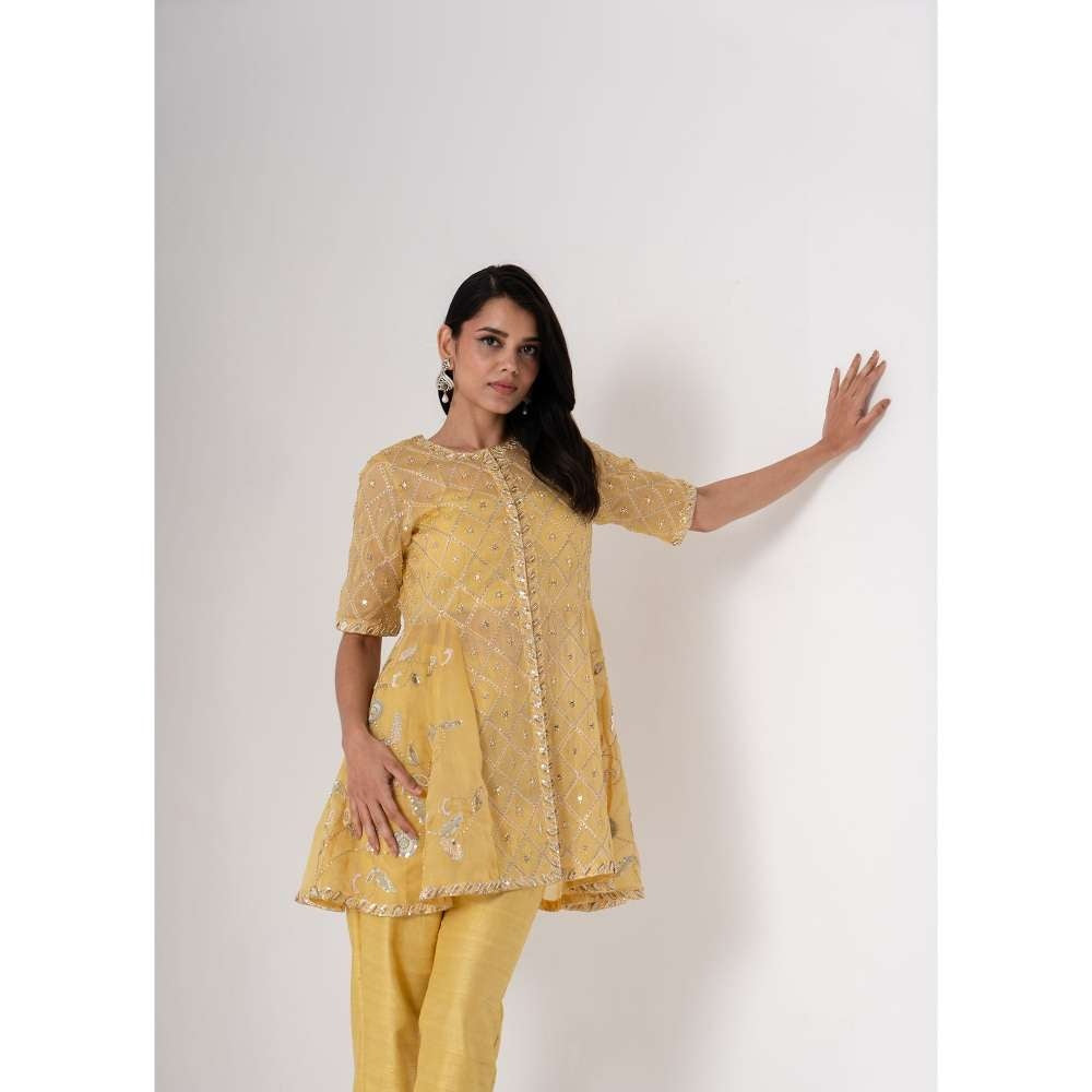 SAISHA A Line Kurti With Pant (Set of 2)