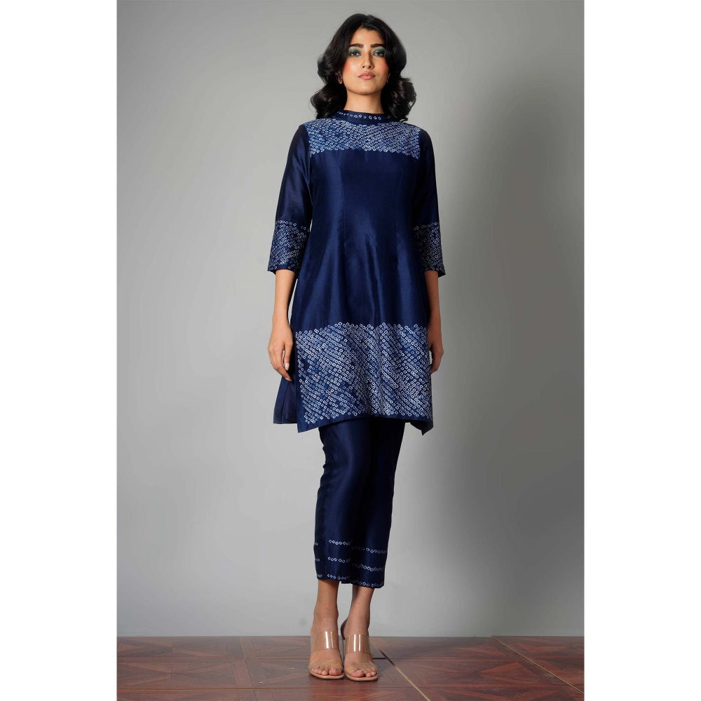 Saksham & Neharicka Indigo Blue Bandhani Kurta (Set of 2)